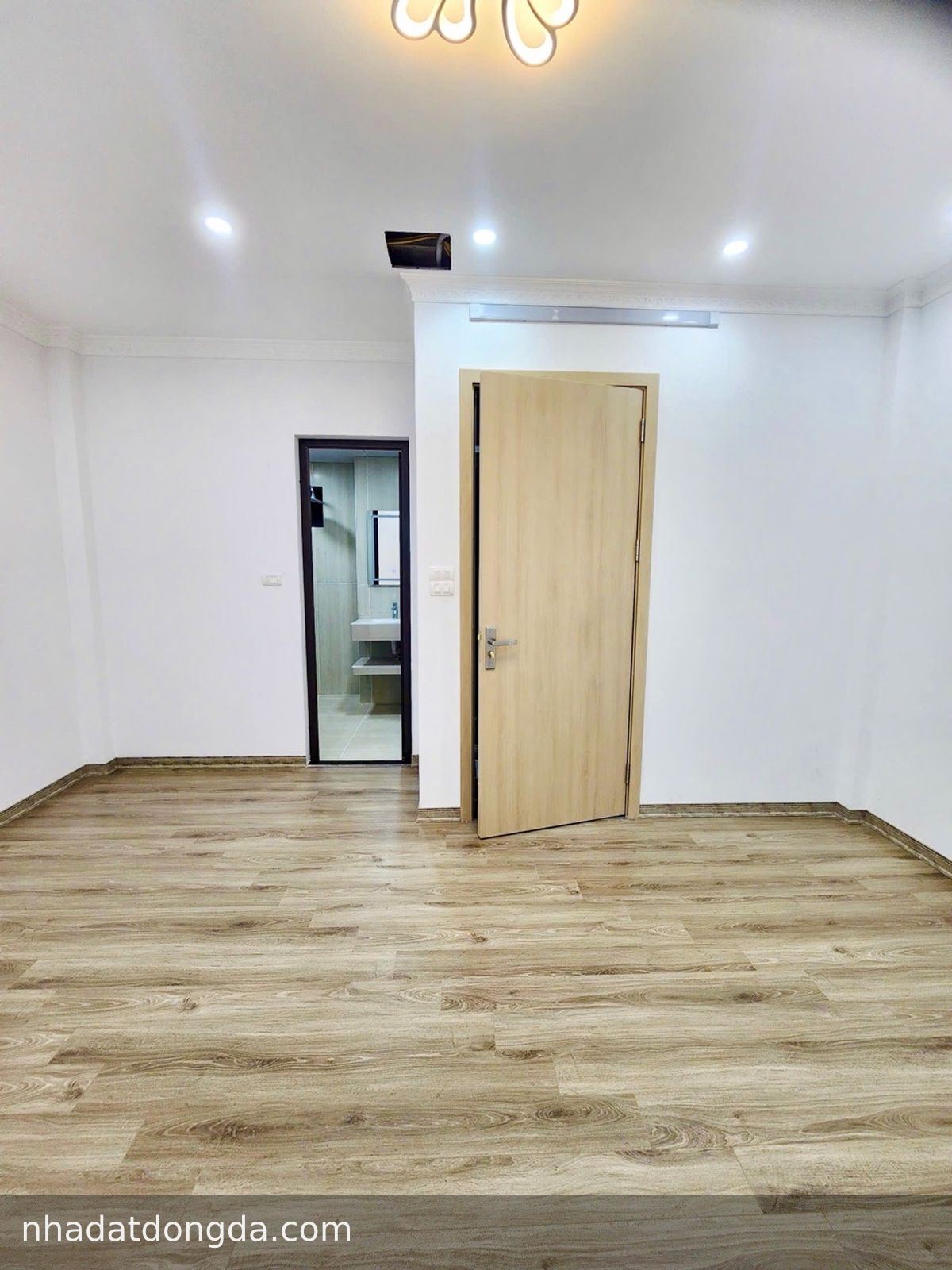 Nhà Thổ Quan, Văn Miếu - Quốc Tử Giám, 10.2 tỷ