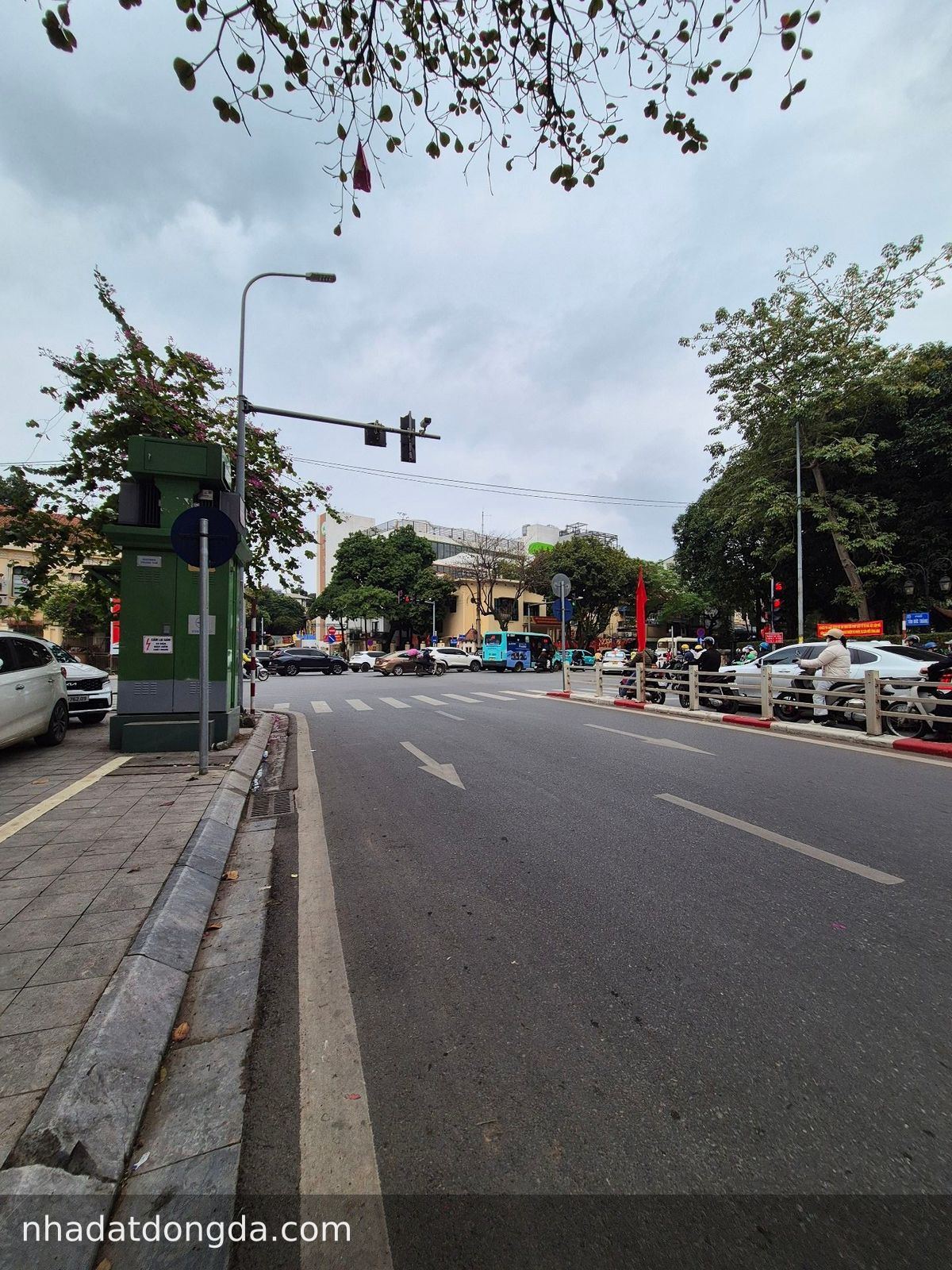 Nhà Tôn Đức Thắng, Đống Đa (khu trung tâm), 9.8 tỷ