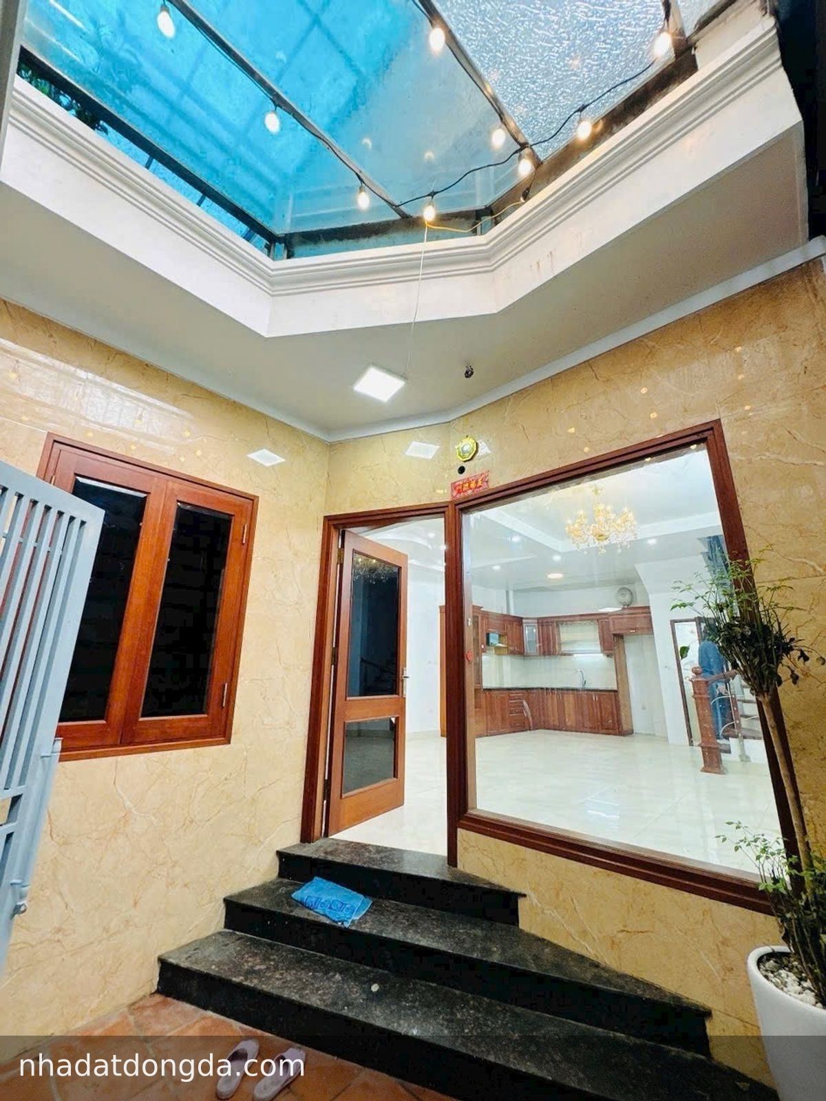 Nhà Chợ Khâm Thiên, Văn Miếu - Quốc Tử Giám, 10.9 tỷ